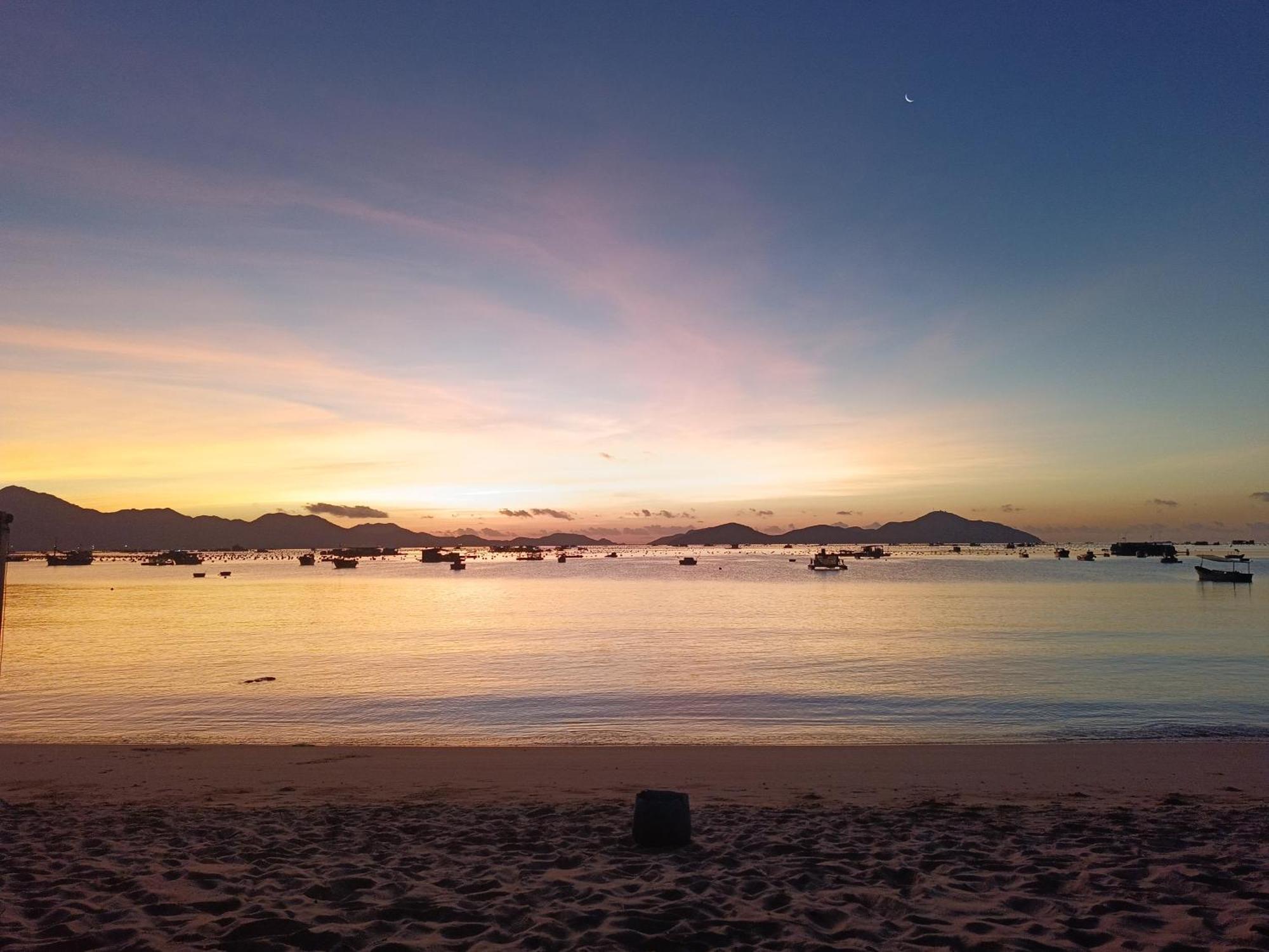 The Sunrise Anh Tu 호텔 깜라인 외부 사진