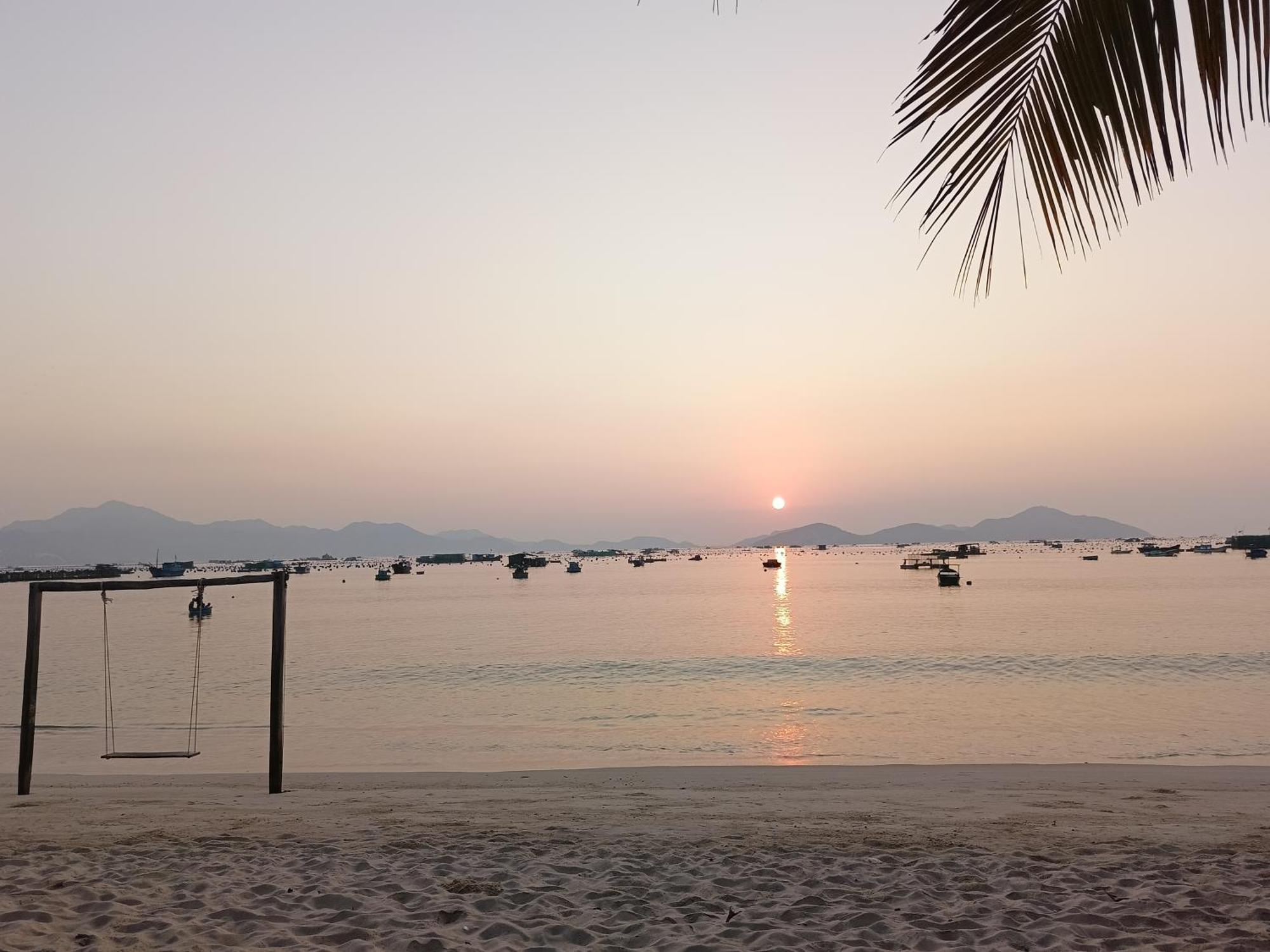 The Sunrise Anh Tu 호텔 깜라인 외부 사진